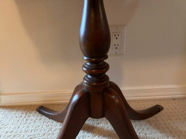 Antique Weiman Mahogany 2 Tier Side or Game Table Queen Anne or Federal Style w/Claw Feet - Image 4