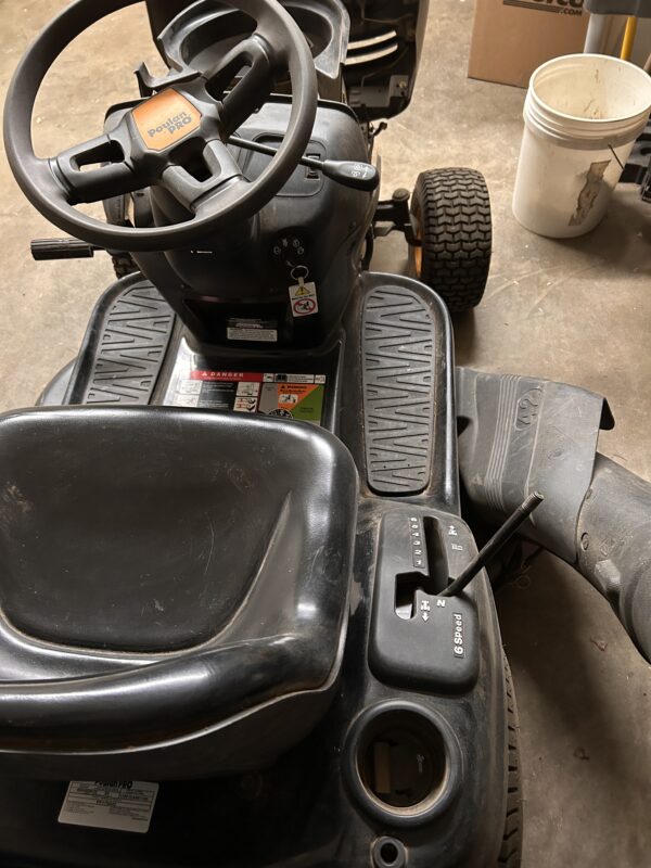 Poulan Pro 42" Riding Lawn Tractor Mower PP175G42 With Grass Catcher Runs Great! - Image 13