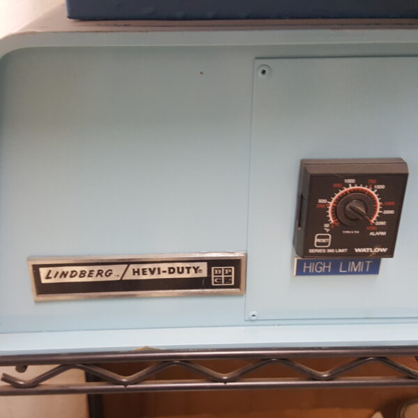 Lindberg Hevi-Duty Lab Furnace Kiln Model 51442-S w/Manual & Cart - Good Working Condition - Image 2
