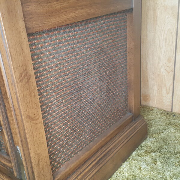 Vintage Magnavox Gothic Revival Console Stereo Record Player AM/FM Radio 8 Track - Image 15