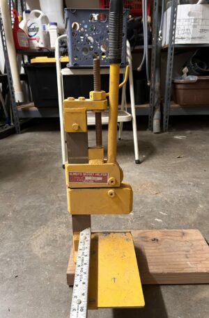 Elmers SB-4 Midget Helper Tile / Brick Cutter Good Working Condition