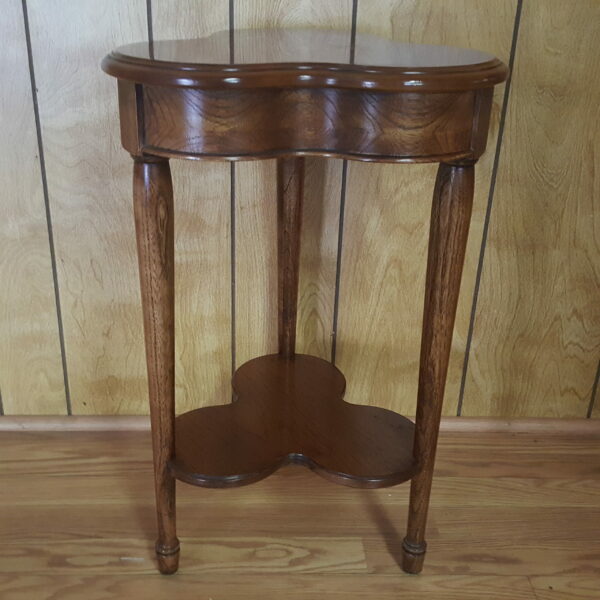 Rare Vintage Lane Cloverleaf Side Table - Image 5