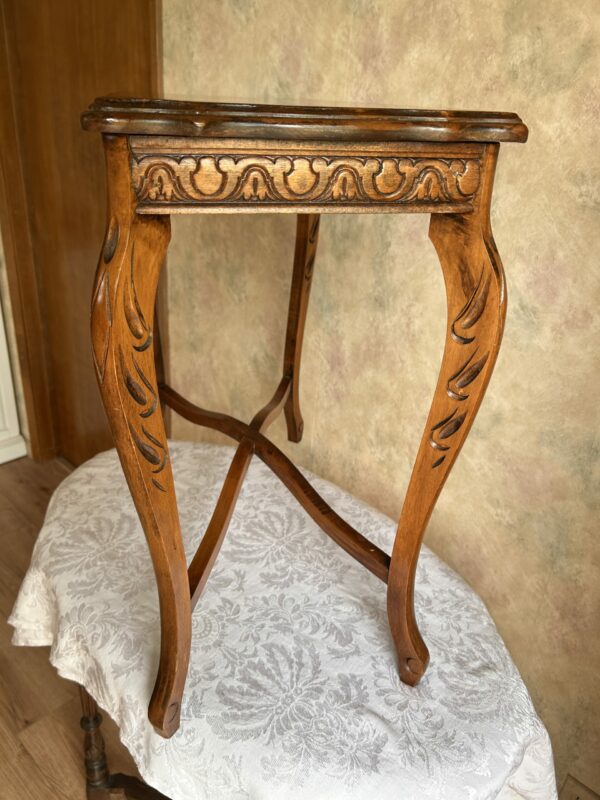 Vintage French-Style Carved Accent Table – Walnut Finish, Cabriole Legs - Image 2