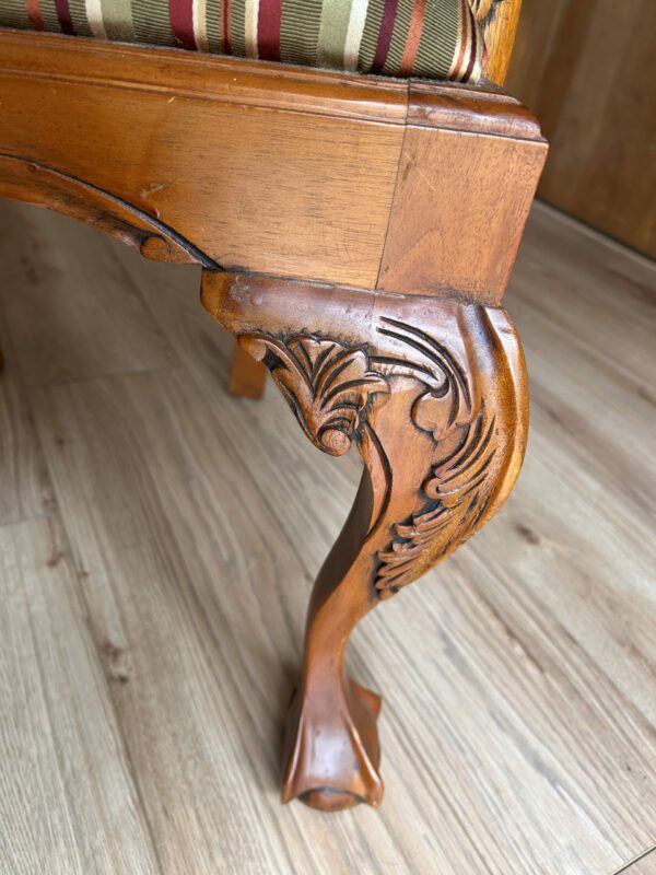 Vintage Carved Wood Armchair – Cabriole Legs, Shell & Leaf Motif - Image 17