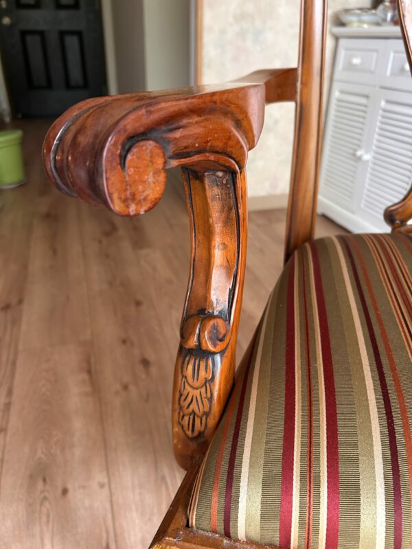 Vintage Carved Wood Armchair – Cabriole Legs, Shell & Leaf Motif - Image 15