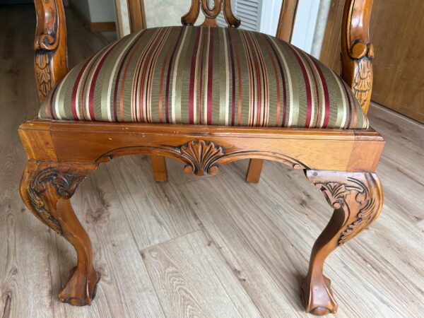 Vintage Carved Wood Armchair – Cabriole Legs, Shell & Leaf Motif - Image 14