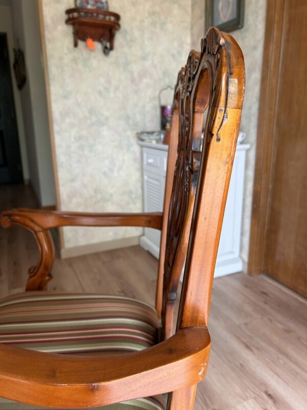 Vintage Carved Wood Armchair – Cabriole Legs, Shell & Leaf Motif - Image 12