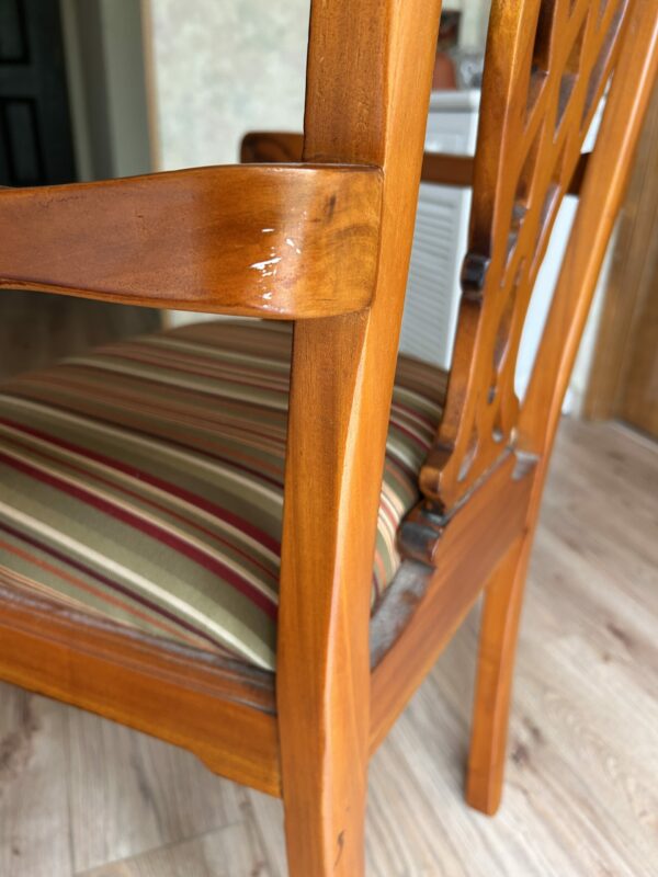 Vintage Carved Wood Armchair – Cabriole Legs, Shell & Leaf Motif - Image 3