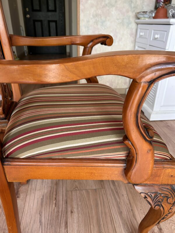 Vintage Carved Wood Armchair – Cabriole Legs, Shell & Leaf Motif - Image 11
