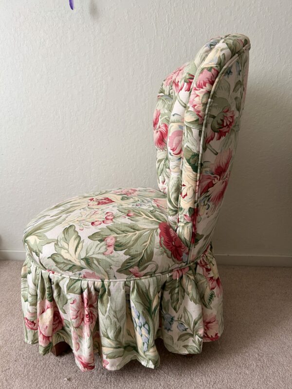 Floral Slipper Chair – Tufted Heart Back & Ruffled Skirt - Image 3