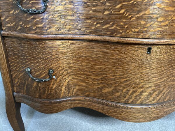 Antique Tiger Oak Dresser with Mirror – Serpentine Front & Carved Pulls - Image 7