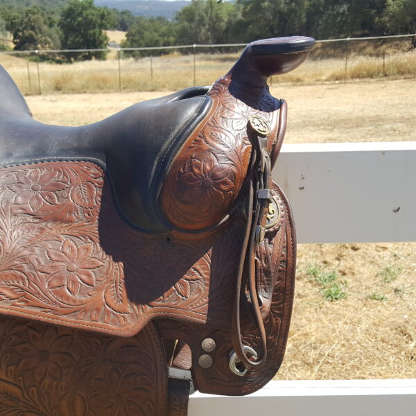 Victor Saddle - 15 3/4" Western Show / Pleasure Saddle - Image 9