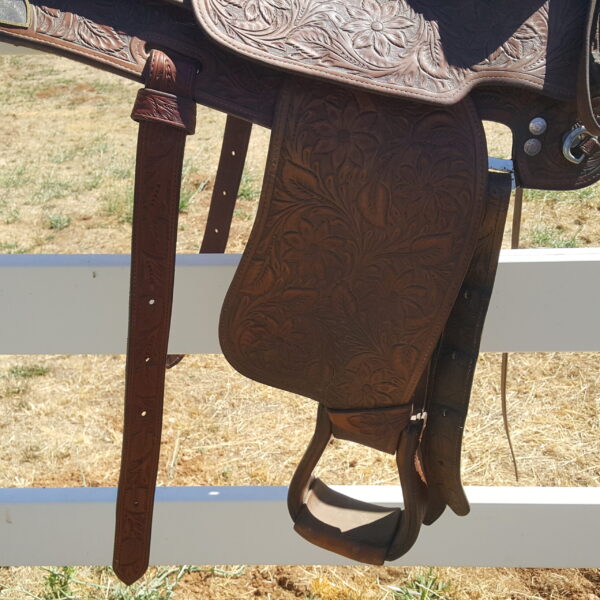 Victor Saddle - 15 3/4" Western Show / Pleasure Saddle - Image 2