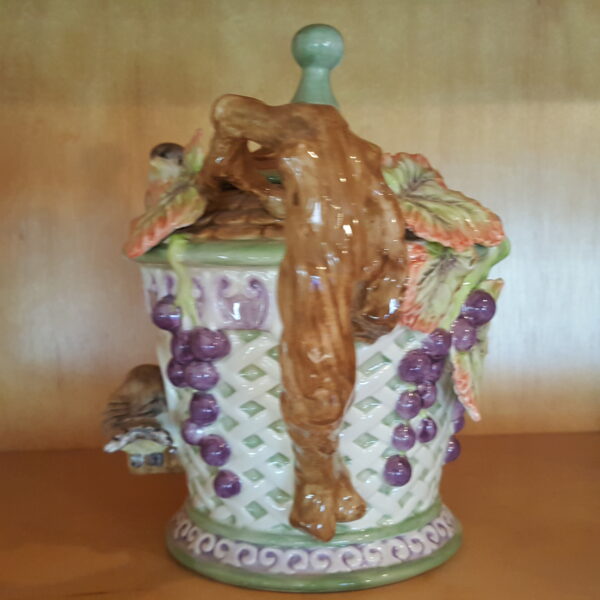 Fitz and Floyd Essentials Château Garden Birdhouse Teapot w/Robins & Grapevines - Image 6