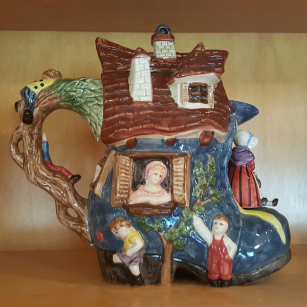 1995 Fitz and Floyd "Old Woman in a Shoe" Teapot – Limited Edition #225/1500 - Image 4