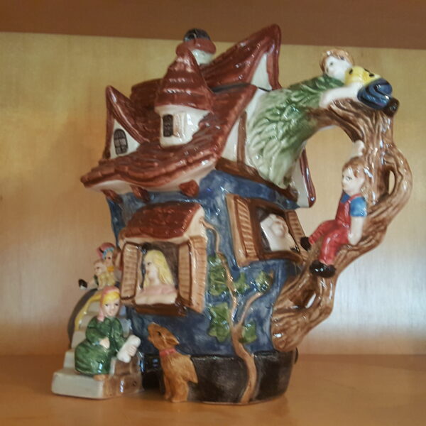 1995 Fitz and Floyd "Old Woman in a Shoe" Teapot – Limited Edition #225/1500 - Image 6