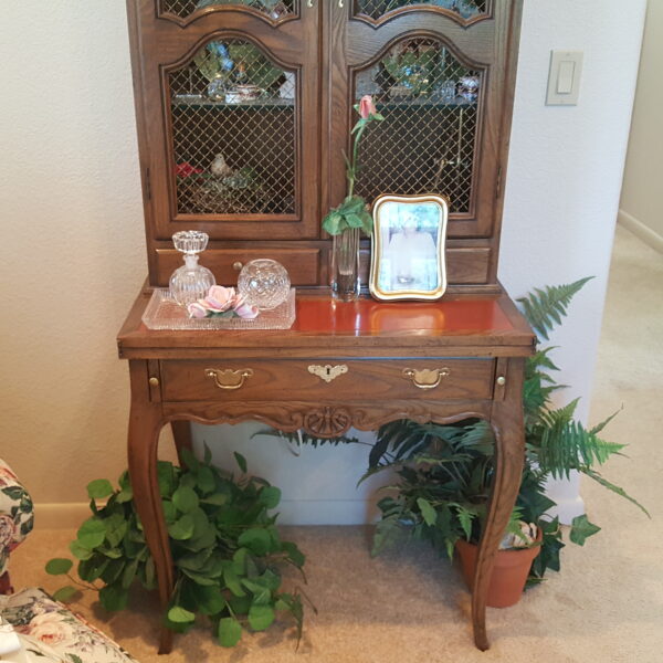 Legacy Craft in Two Parts – Baker Furniture Curio & Writing Desk with Brass Accents - Image 7