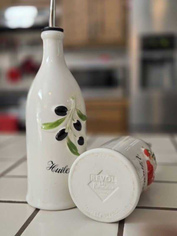 Vintage Revol France Oil & Vinegar Bottles – Hand-Painted Porcelain, 12" Tall – Huile d'Olive & Vinaigre - Image 6