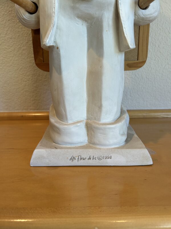 Whisker-Wise & Ready to Serve – 1998 Fleur de Lis Rabbit Chef with Chalkboard (25") - Image 7