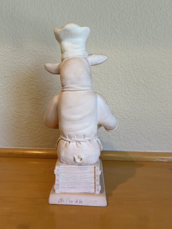 "Chef’s Special” – 2000 Fleur de Lis Ceramic Pig with Lettuce Bowl 12" - Image 8
