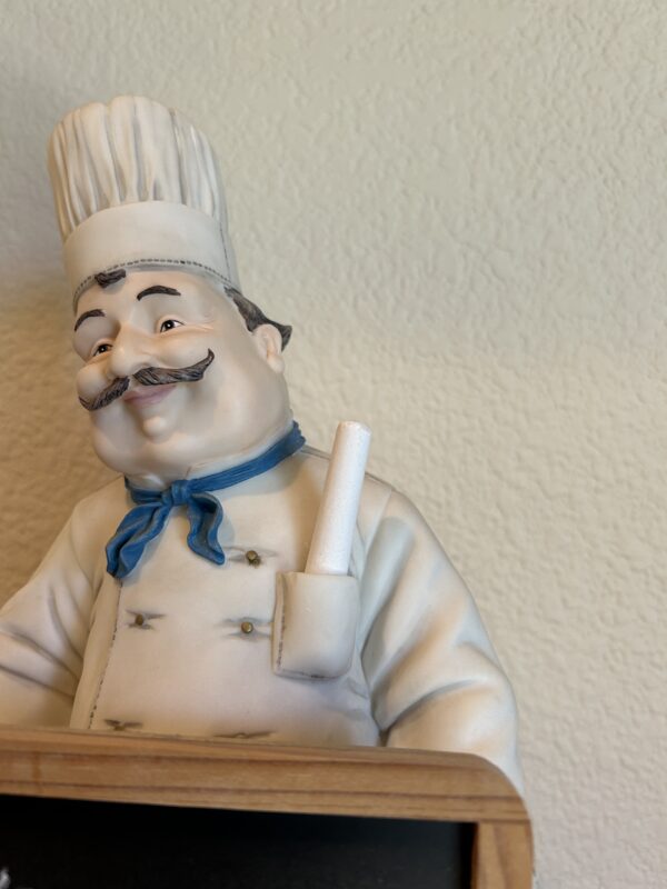 Pastry, Anyone? Fleur de Lis 1998 Chef Figurine with Chalkboard 15" Mud Pie - Image 3
