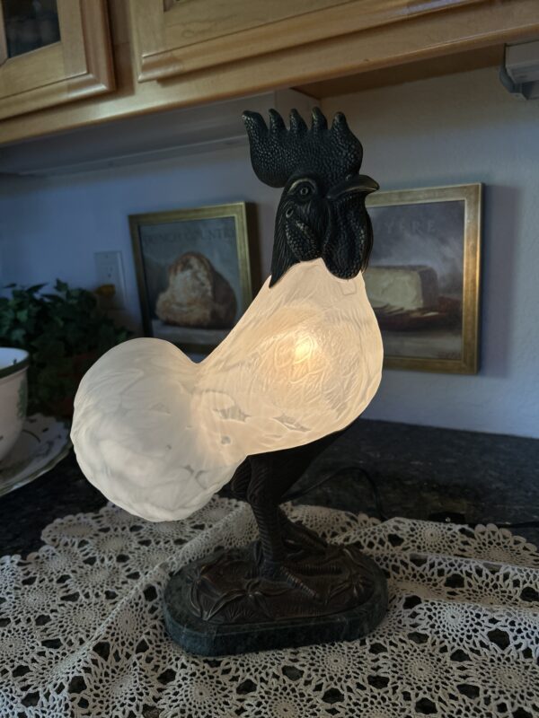 Country Proud – Full-Size Bronze & Frosted Glass Rooster Lamp Décor (19” Tall) - Image 6