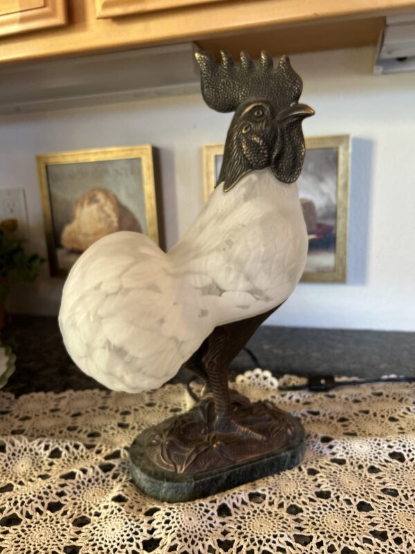 Country Proud – Full-Size Bronze & Frosted Glass Rooster Lamp Décor (19” Tall) - Image 3